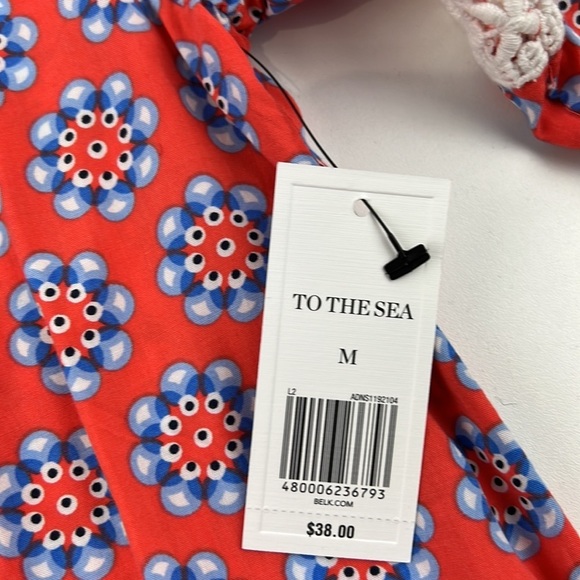 NWT crown & ivy red floral ¾ sleeve peasant top - Picture 3 of 7